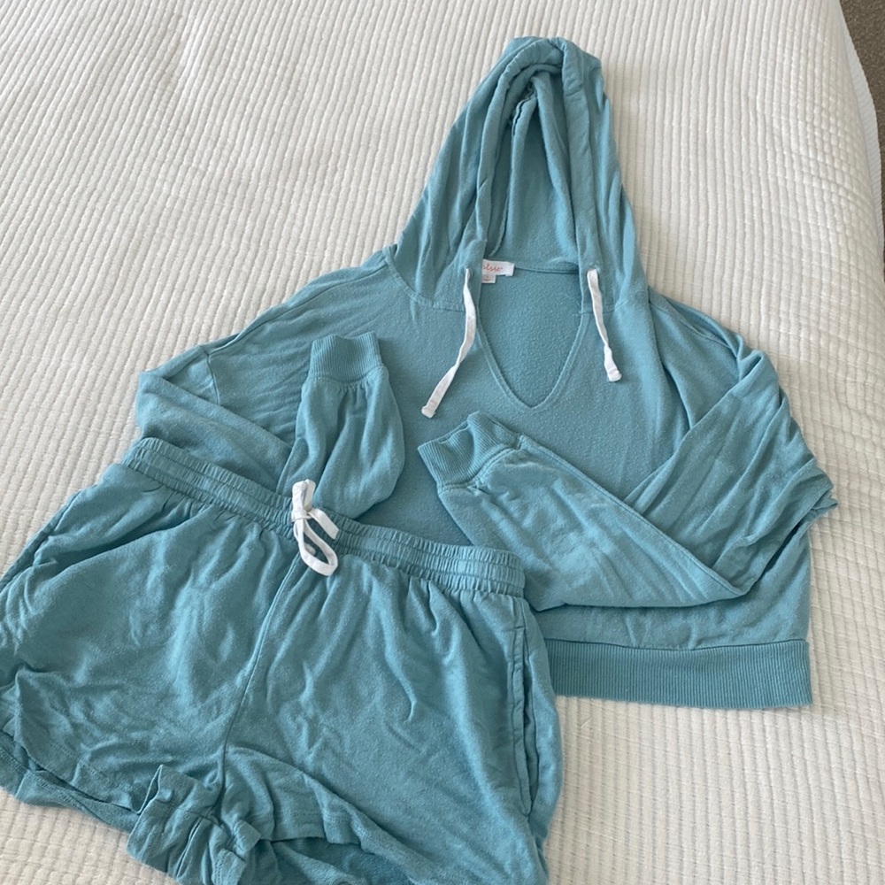 Colsie blue set